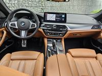 tweedehands BMW 520 5-SERIE i High Ex | M - Sport | Geen import | Schuifdak | Trekhaak |
