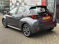 Occasion Toyota Yaris Hybrid 116 PK (85 kW) 2023 Grijs, metallic lak Hatchback