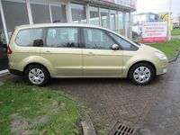 tweedehands Ford Galaxy 2.0-16V Trend Nette Auto!