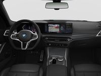 Nieuw BMW 330e M Sport 292 PK (214 kW) 2026 Skyscraper grey metallic (grijs metallic) Stationwagen