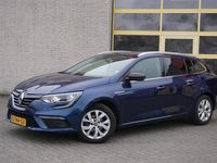 tweedehands Renault Mégane IV Estate 1.3 TCe Limited BJ2019 Lmv 16" | Led | Pdc | Navi | Keyless entry | Trekhaak | Climate control | Cruise control | Extra getint glas