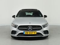 tweedehands Mercedes A180 Premium Plus | 1e Eigenaar! | Dealer Onderhouden! | Open Dak | Sfeer Verlichting | Wide-Screen | Sportstoelen | LED | Memoryzetels | 360 Camera | Keyless | BLIS