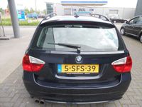 tweedehands BMW 325 I