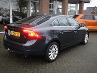 tweedehands Volvo S60 1.6 T3 Momentum TREKHAAK NAVI RUITVERWARMING 2xPDC