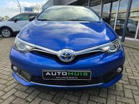 tweedehands Toyota Auris 1.8 Hybrid Executive Black Edition Stoelverwarming