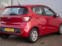 Occasion Hyundai i10 Comfort 67 PK (49 kW) 2019 Rood Hatchback