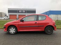 tweedehands Peugeot 206 1.1 Pop' Art