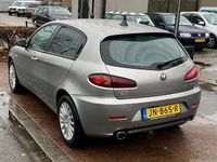 tweedehands Alfa Romeo 147 2.0 Distinctive *DB-RIEM v.v. 2023!!