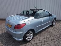 Occasion Peugeot 206 CC 109 PK (80 kW) 2005 Grijs Cabriolet