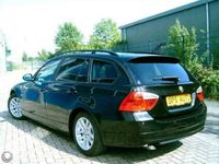 tweedehands BMW 318 3-SERIE Touring - d Executive VOL LEER DVD SPELER GRATIS NIEUWE APK BIJ LEVERING