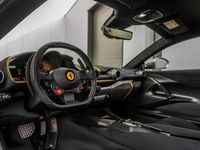 Nieuw Ferrari 812 829 PK (609 kW) 2025 Grijs Coupé