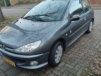 Occasion Peugeot 206 75 PK (55 kW) 2008 Grijs Coupé