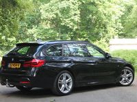 Occasion BMW 330 Executive 2019 Zwart Stationwagen