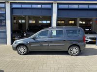 tweedehands Dacia Logan MCV 1.6-16V Lauréate 7p. APK 3-2025