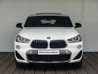 tweedehands BMW X2 sDrive20i Executive / M Sportpakket X / Glazen panoramadak / Buitenspiegels elektrisch inklapbaar / Elektrisch verwarmde voorstoelen /