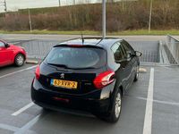 tweedehands Peugeot 208 1.4 VTi Allure