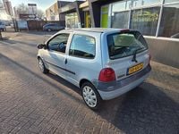 Occasion Renault Twingo 75 PK (55 kW) 2003 Grijs Hatchback