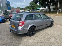 Occasion Opel Astra Essentia 116 PK (85 kW) 2008 Grijs Stationwagen