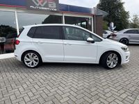 tweedehands VW Golf Sportsvan 1.0 TSI I 18 Inch I Navigatie I Climate I Parkeers