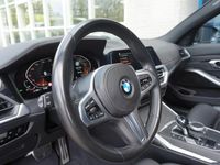 tweedehands BMW 330 3-SERIE Touring i High Executive M-sport / panoramadak / automaat /