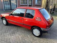 tweedehands Peugeot 205 1.1 Accent met nieuwe apk voor 2 jaar tot 3-2026