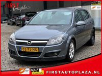 Occasion Opel Astra Cosmo 125 PK (91 kW) 2004 Grijs Hatchback