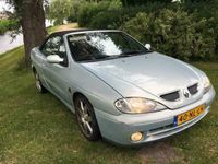 tweedehands Renault Mégane Cabriolet 2.0-16V Privilège