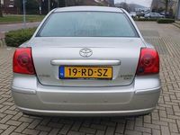 tweedehands Toyota Avensis 2.0 VVTi Linea Luna