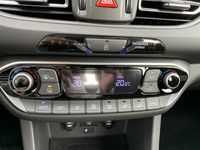 tweedehands Hyundai i30 1.0 T-GDi MHEV Comfort Smart / NAVI / APPLE CARPLA