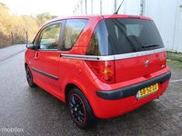 Occasion Peugeot 1007 73 PK (53 kW) 2006 Rood MPV