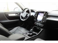 tweedehands Volvo XC40 T4 GEARTRONIC MOMENTUM PRO | LEER | SCHUIFDAK | HARMAN KARDON