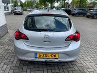 tweedehands Opel Astra 1.4 Turbo Cosmo / Telefoon / PDC V+A / Cruise / Na