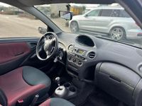 tweedehands Toyota Yaris 1.0 VVT-i S-Line MMT