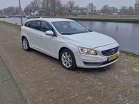Occasion Volvo V60 Momentum 150 PK (110 kW) 2014 Wit Stationwagen