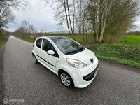 tweedehands Peugeot 107 1.0 Première 5 deurs Apk 27-03-2025 Airco