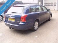 tweedehands Toyota Avensis 1.8 VVT-I WAGON LEER AIRCO TERKHAAK EXPORT