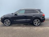 tweedehands Porsche Cayenne 3.0 D. Grijs Kenteken .Automaat Trekhaak 3500 kg Euro 5 Achter Bank Zit er bij.