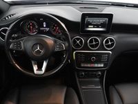 tweedehands Mercedes A200 Ambition Automaat | Navigatie | Stoelverwarming |
