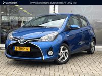 Occasion Toyota Yaris Hybrid 101 PK (74 kW) 2015 Blauw Hatchback