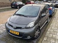 Occasion Toyota Aygo 68 PK (50 kW) 2010 Groen Hatchback