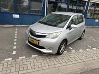 Occasion Subaru Trezia 99 PK (72 kW) 2011 Grijs Hatchback