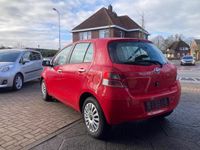 tweedehands Toyota Yaris 1.0 VVT-i Aspiration 5 Drs Airco 75.326 km