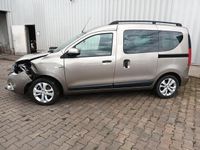 tweedehands Dacia Dokker 1.2 TCe Lauréate - Start Niet - Frontschade