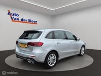 Occasion Mercedes B180 Luxury 136 PK (100 kW) 2022 MPV