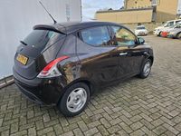 tweedehands Lancia Ypsilon 0.9 TwinAir Gold LEDER PDC LM CC AUTOMAAT