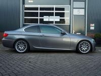 Occasion BMW 330 306 PK (225 kW) 2006 Grijs Coupé