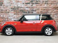 Occasion Mini Cooper Business 2017 Rood Hatchback