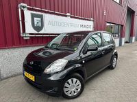 Occasion Daihatsu Sirion 69 PK (50 kW) 2009 Zwart Hatchback