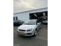 tweedehands Ford Focus 2.0-16V Futura | Airco | Nw Koppeling | Nw APK
