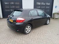 Occasion Toyota Auris 99 PK (72 kW) 2011 Zwart Hatchback